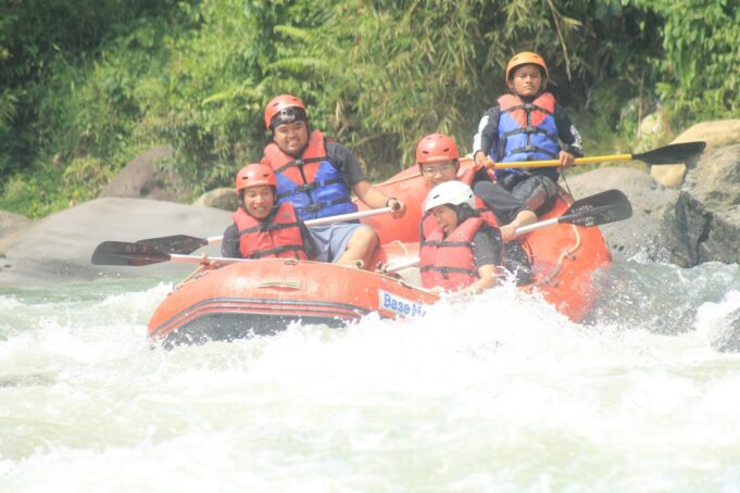 Keluarga Besar KIA Picanto Chapter Serang rafting di BRC Keluarga Besar KIA Picanto Chapter Serang rafting di BRC