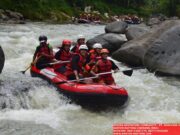 Sensasi Sungai Ciberang Rekind Adventure Community (RAC) wisata arung jeram di Banten Rafting Ciberang (BRC)