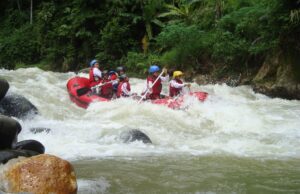 Arung Jeram di Banten, Siapa Takut! Arung Jeram di Banten, Siapa Takut!