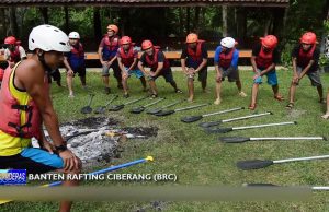 Serunya Wisata Arung Jeram Sungai Ciberang Banten, Bisa Dinikmati Profesional Maupun Pemula